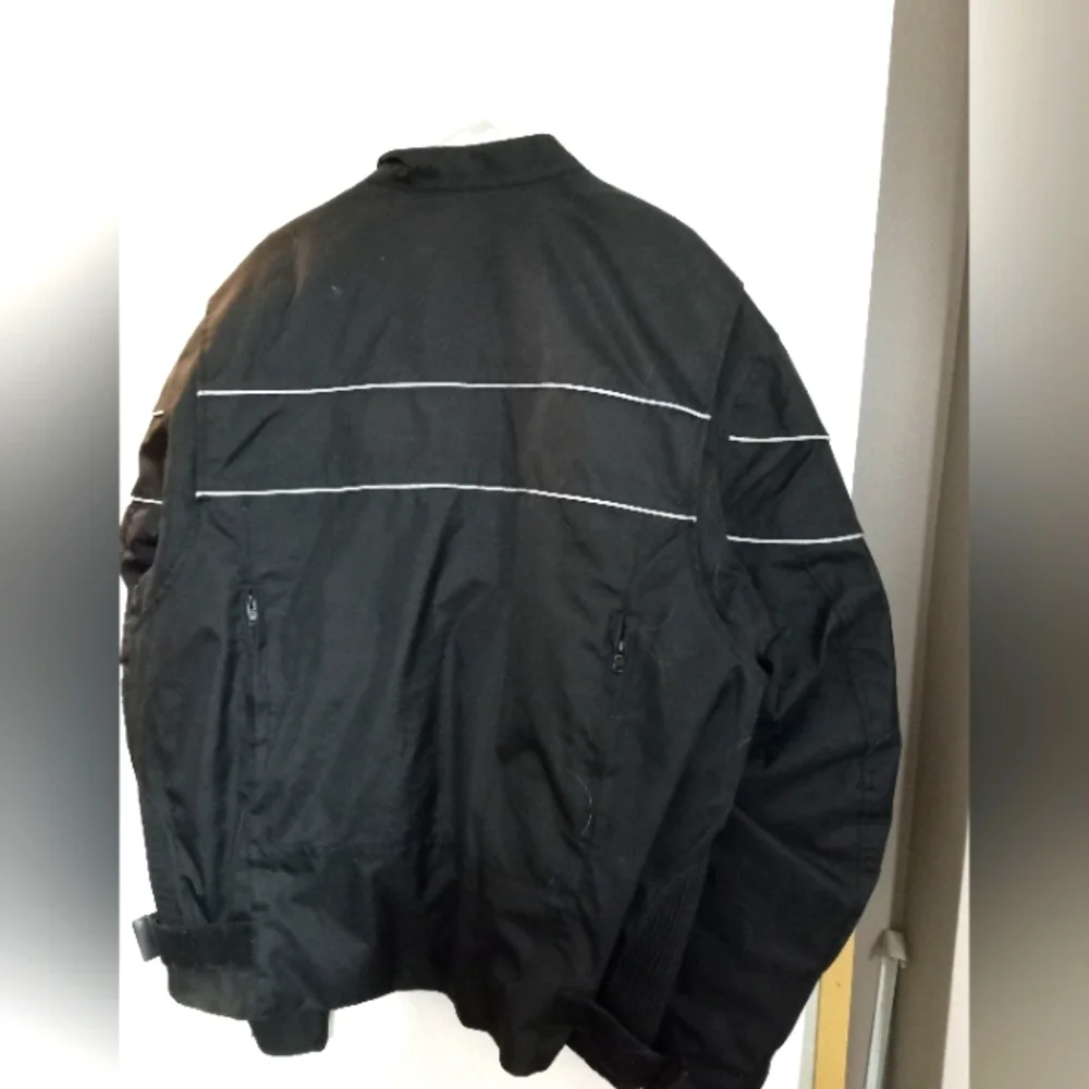 Jacket - Picture 2 of 3